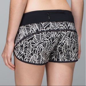 Lululemon Run Speed Short 2 way stretch